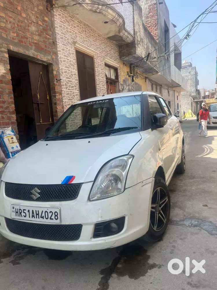 Maruti Suzuki Swift 2010 Cng & Hybrids 86459 Km Driven
