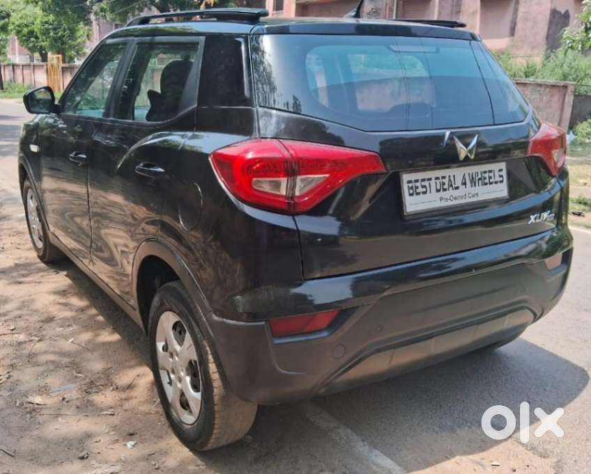 Mahindra Xuv300 W6, 2023, Petrol