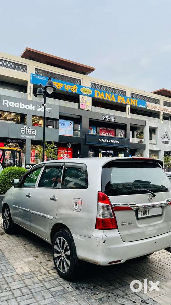 Toyota Innova 2.5 Diesel 2011 Dec