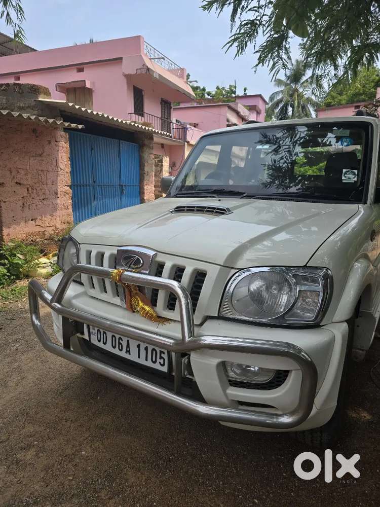 Mahindra Scorpio 2013