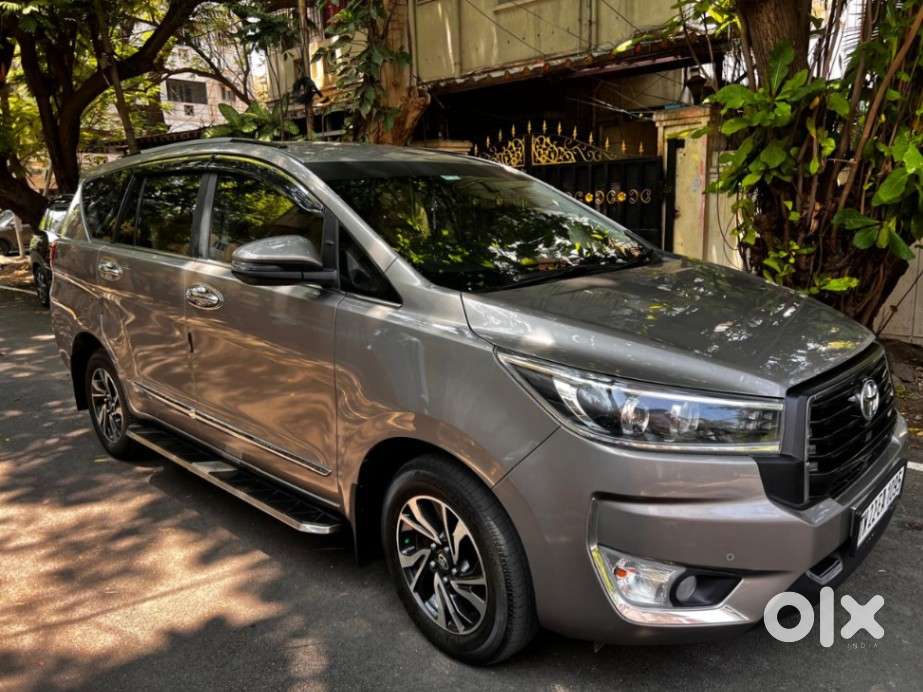 Toyota Innova Crysta 2.4 V 7 Str, 2023, Diesel