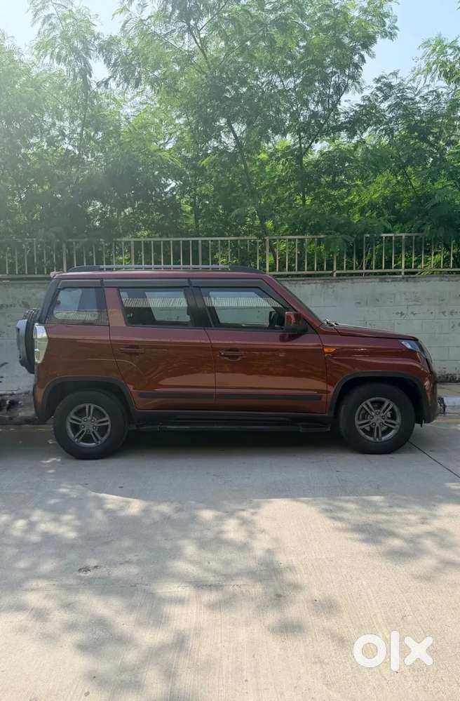 Mahindra Tuv 300 T10, 2019, Diesel