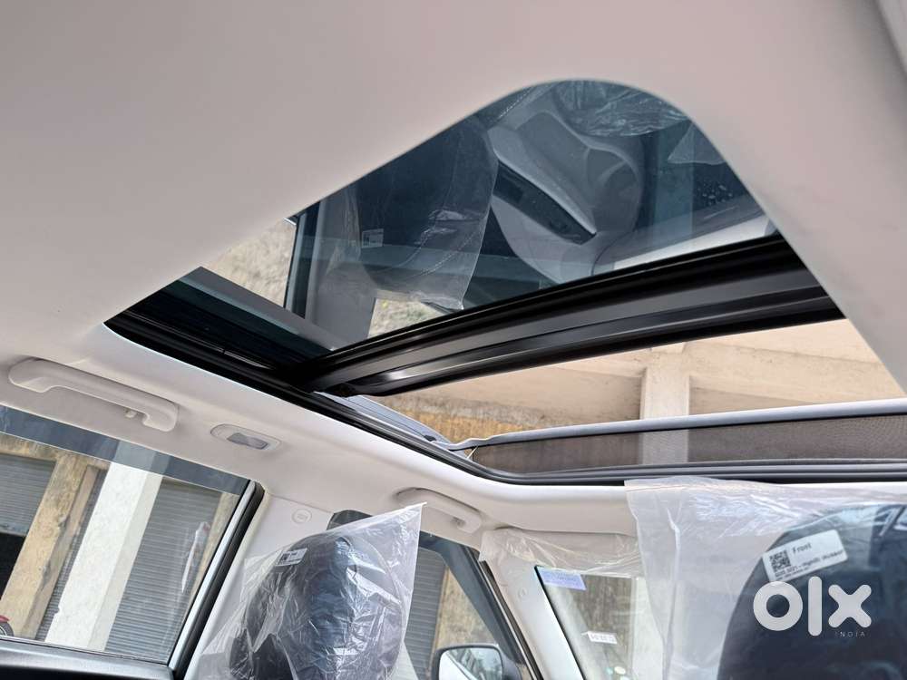 Mahindra Xuv 3xo Ax7l 1.2 Petrol At (pg), 2026, Petrol