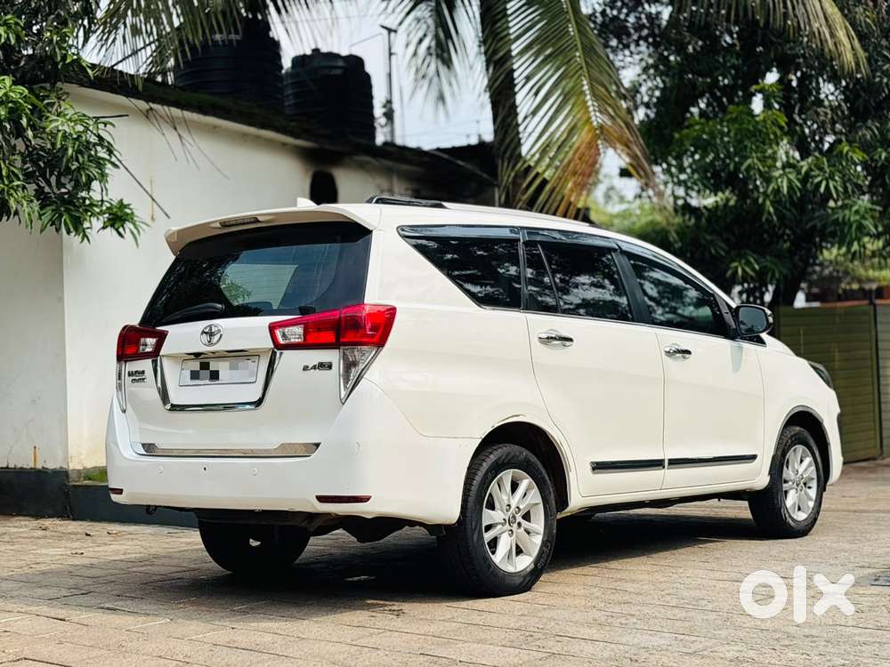Toyota Innova Crysta 2.4 Gx Mt 8s, 2018, Diesel