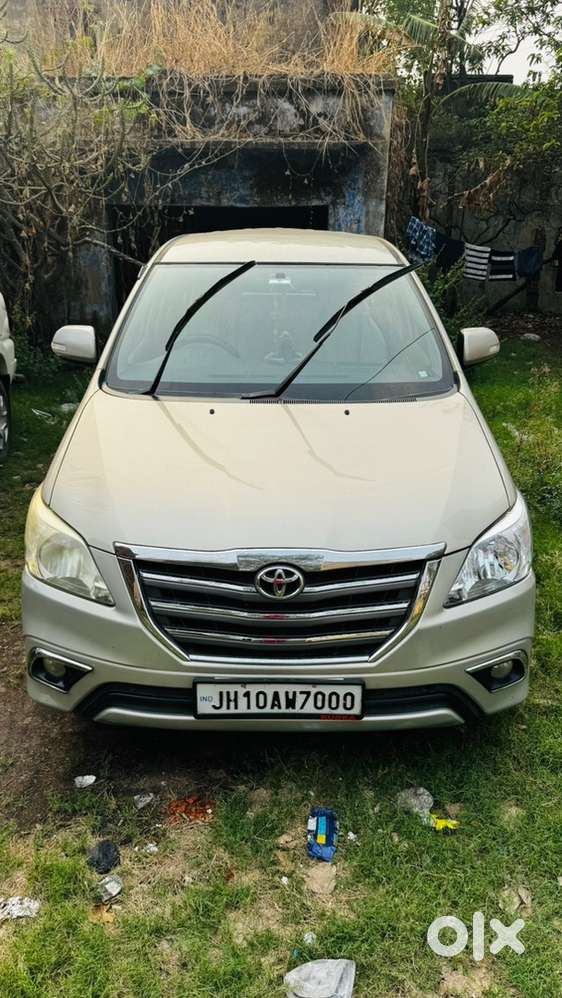 Toyota Innova 2016 Diesel Well Maintained
