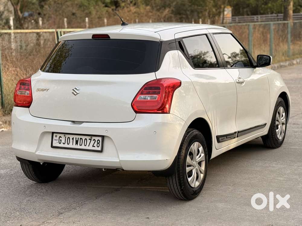 Maruti Suzuki Swift Vxi Optional, 2021, Petrol