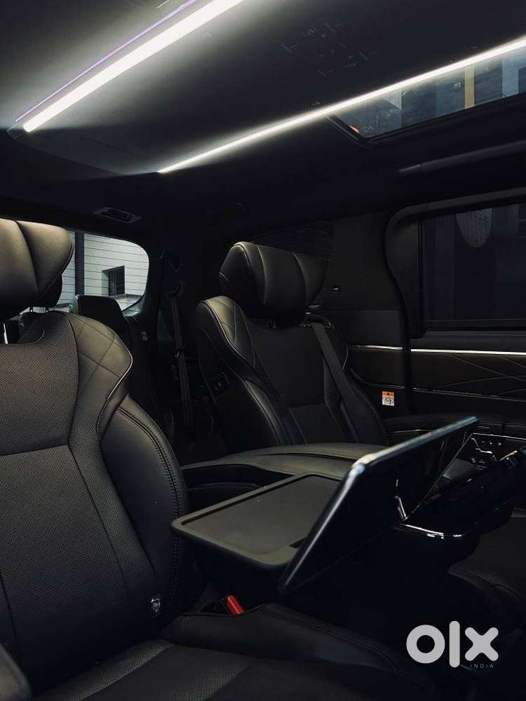Toyota Vellfire Vip – Executive Lounge, 2025, Petrol