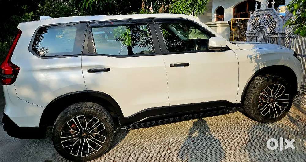 Mahindra Scorpio N Z2 7str 2024 Model