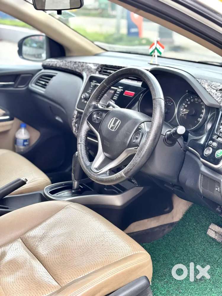 Honda City 2015 Petrol Automatic Vx Optional 74000 Km Driven