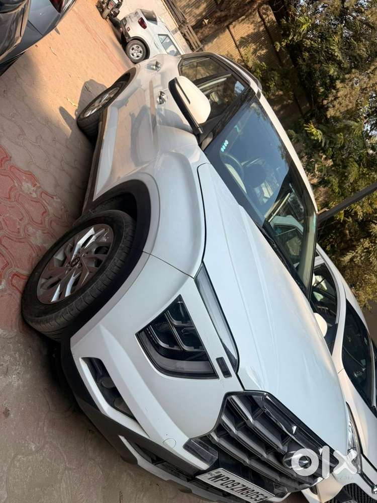 Hyundai Creta 2023 Petrol Well Maintained