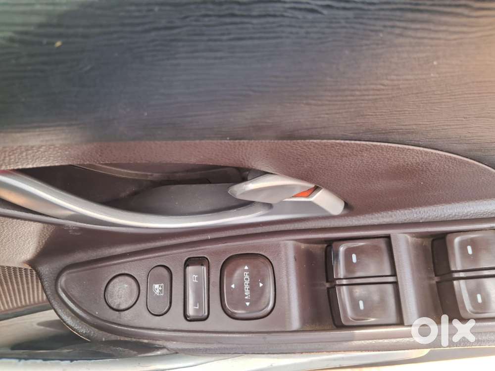 Mahindra Xuv500 W8, 2015, Diesel