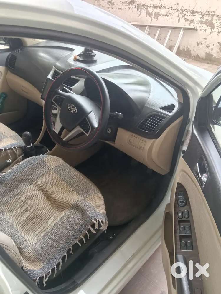 Hyundai Verna Diesel Manual 2012 Sx