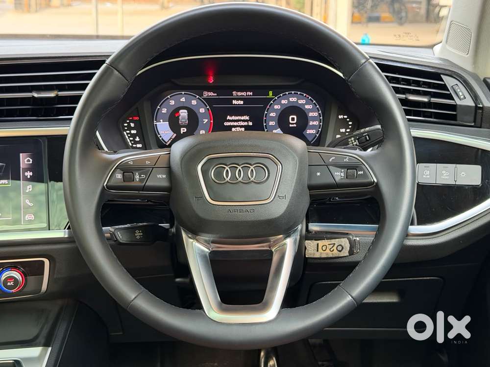 Audi Q3 40 Tfsi Premium Plus, 2023, Petrol