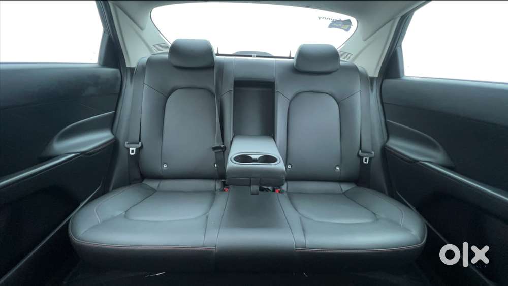 Hyundai Verna 1.5 Sx (o) Turbo Petrol Dct, 2023, Petrol