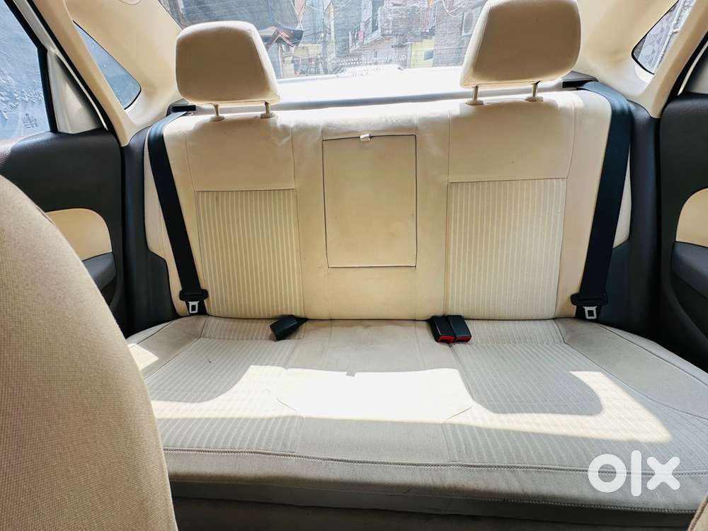 Volkswagen Vento Petrol 2011