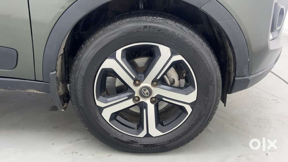 Tata Nexon 1.5 Revotorq Xza Plus Premium, 2022, Diesel