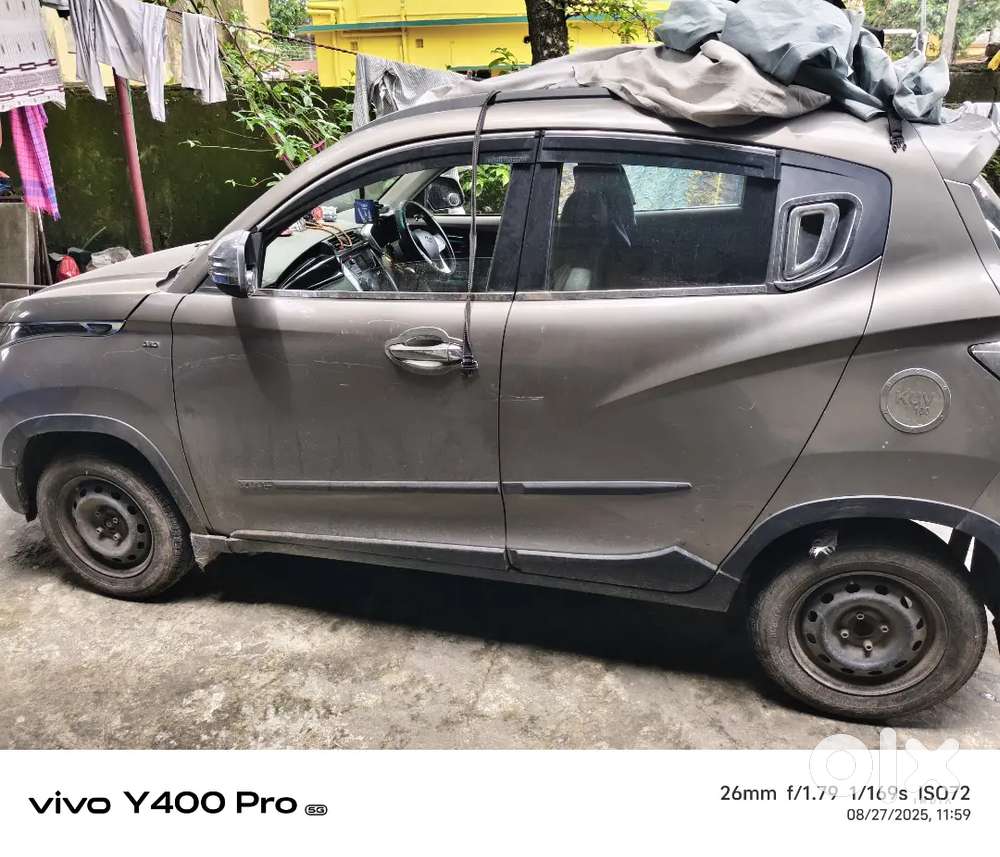 Mahindra Kuv 100 2017 Petrol 25000 Km Driven