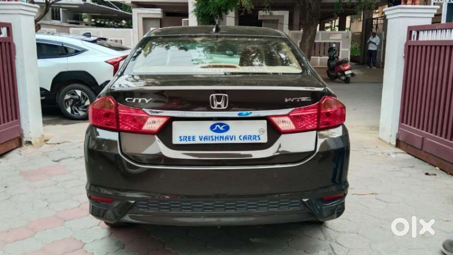 Honda City 1.5 V 4th Gen I-vtec Mt, 2022, Petrol