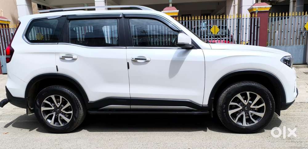 Mahindra Scorpio N Z8 Petrol At 7 Str, 2024, Petrol