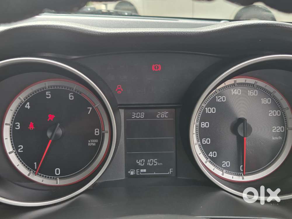 Maruti Suzuki Swift 1.3 Zxi, 2024, Petrol