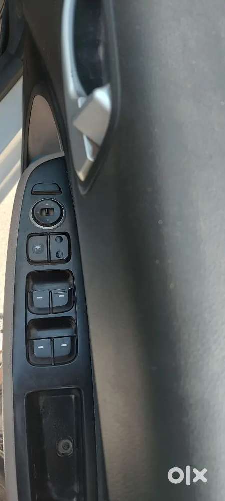Showroom Condition Grand I10 Asta (o) 1.2 Auto Push Button Start