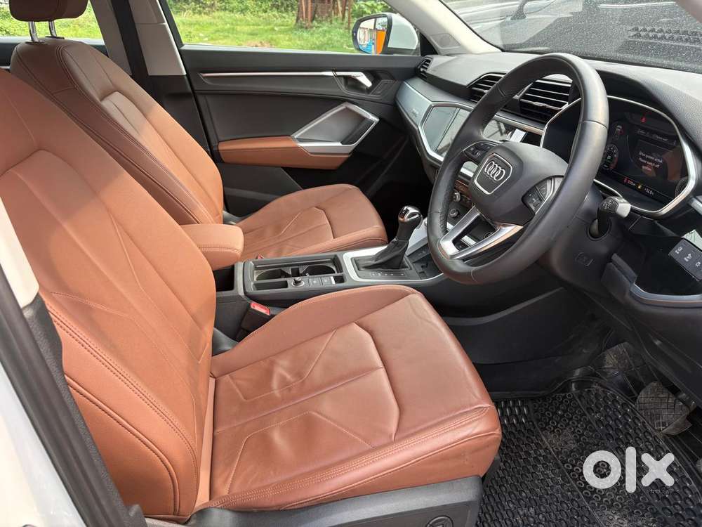 Audi Q3 40 Tfsi Technology, 2025, Petrol