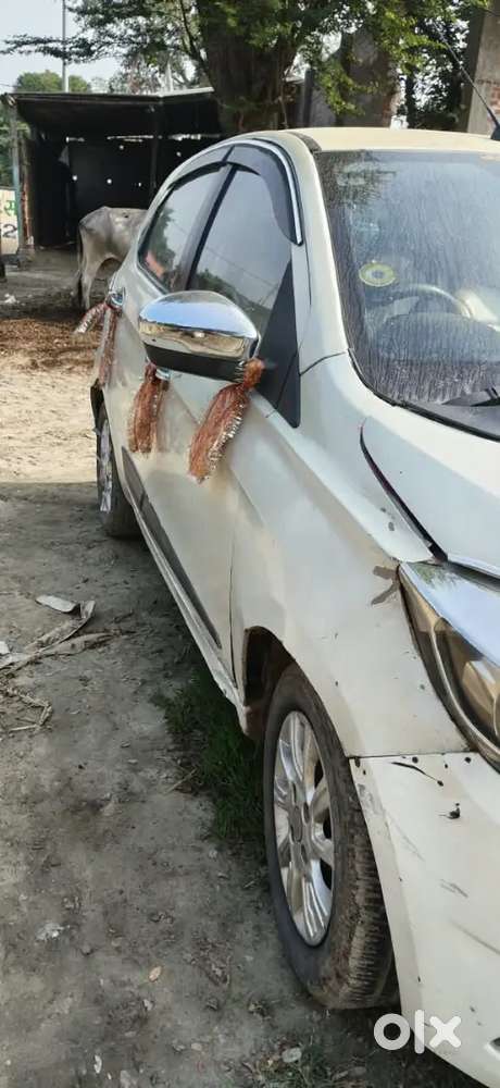 Tata Tiago Revotron Xz 2018
