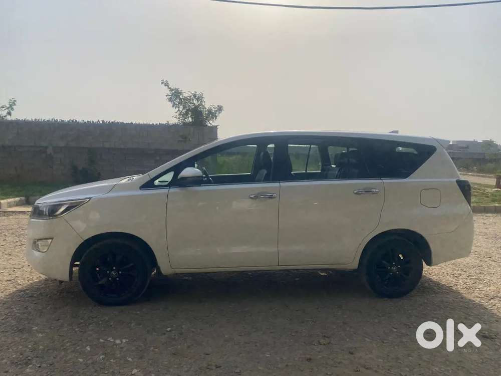Toyota Innova Crysta 2.4 V (7 Seater)  New Tyres  Mint Condition