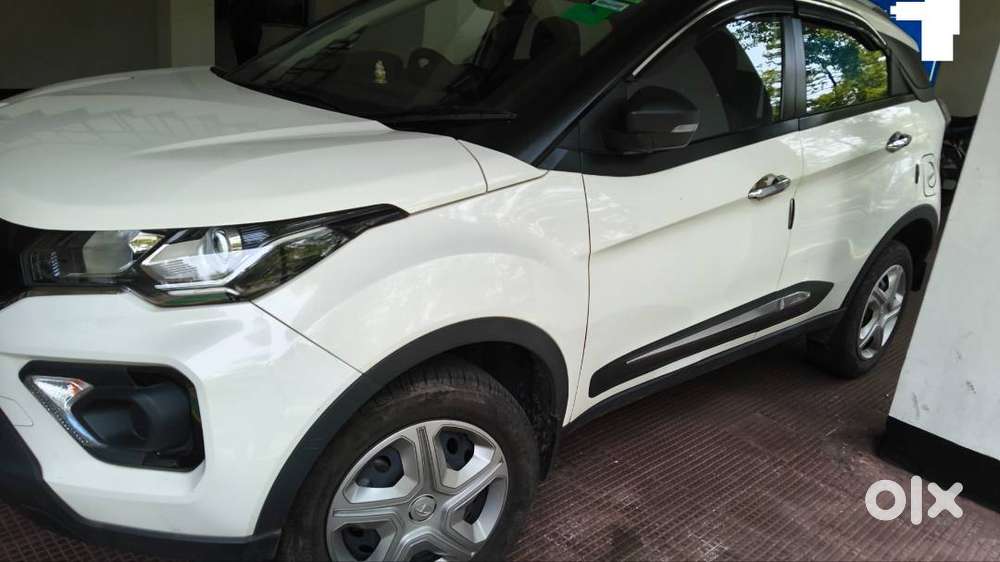 Tata Nexon Diesel Sunroof 12000km Driven Well Maintained