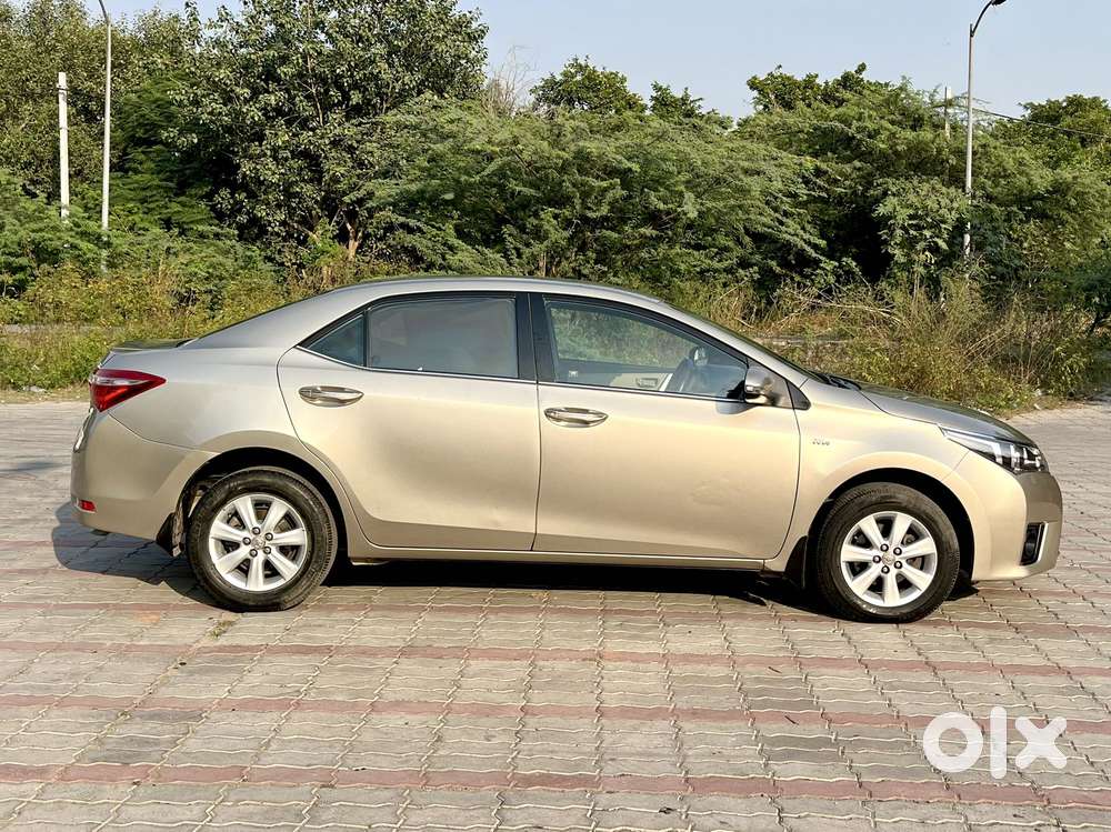 Toyota Corolla Altis G Mt, 2014, Petrol