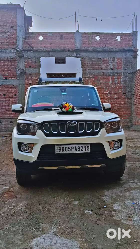 Mahindra Scorpio 2018 Diesel Well Maintained