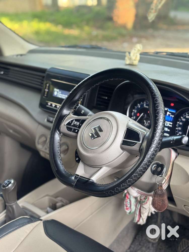 Maruti Suzuki Ertiga 1.5 Vxi, 2023, Petrol