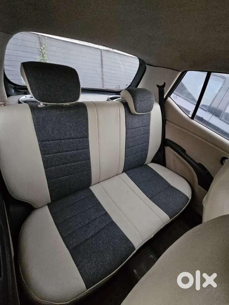 Hyundai I10 Sportz Petrol 2011