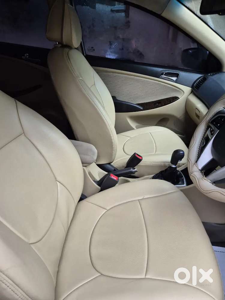 Ka22 Selling Verna Next To Showroom Condition