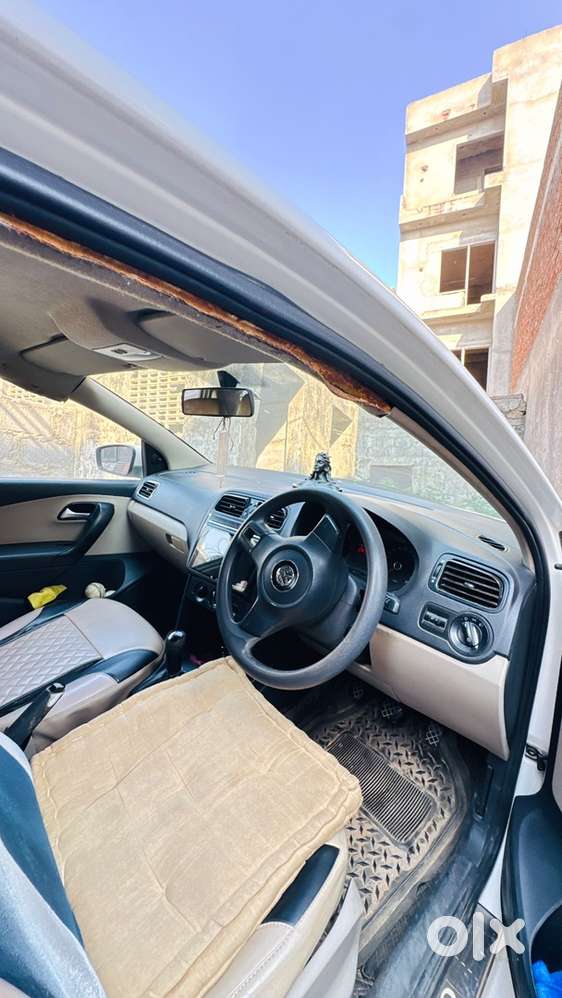 Volkswagen Polo Diesel Manual 2012