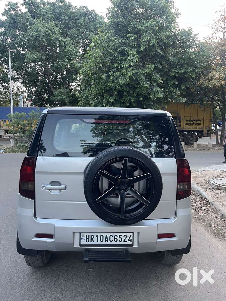 Mahindra Tuv 300 T4 Plus, 2017, Diesel