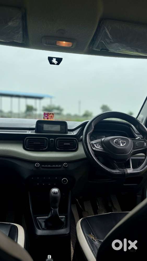 Tata Punch Camo Adventure Mt, 2022, Petrol