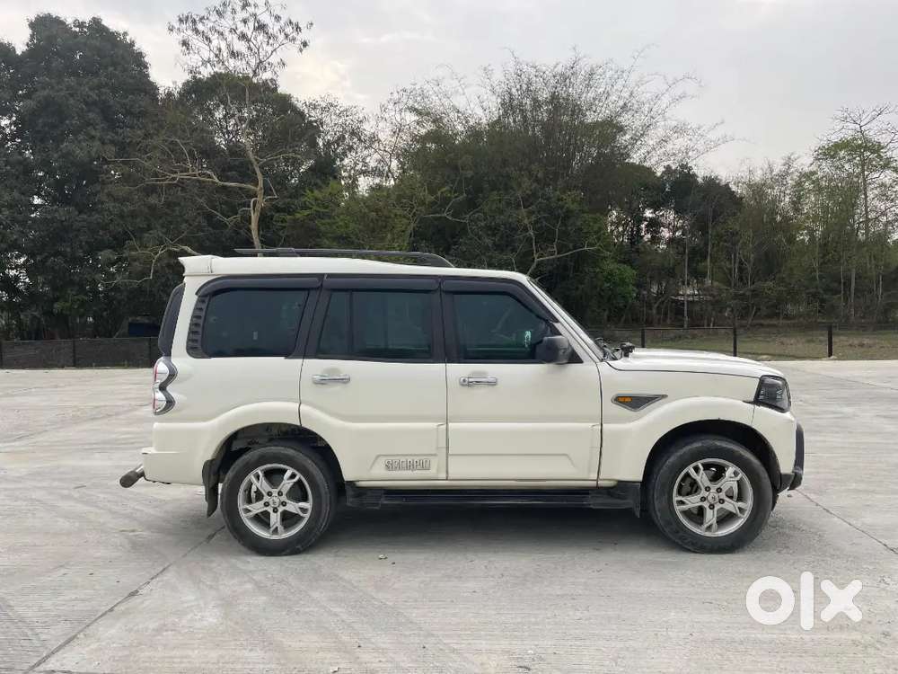 Mahindra Scorpio 2016 Diesel 130000 Km Driven