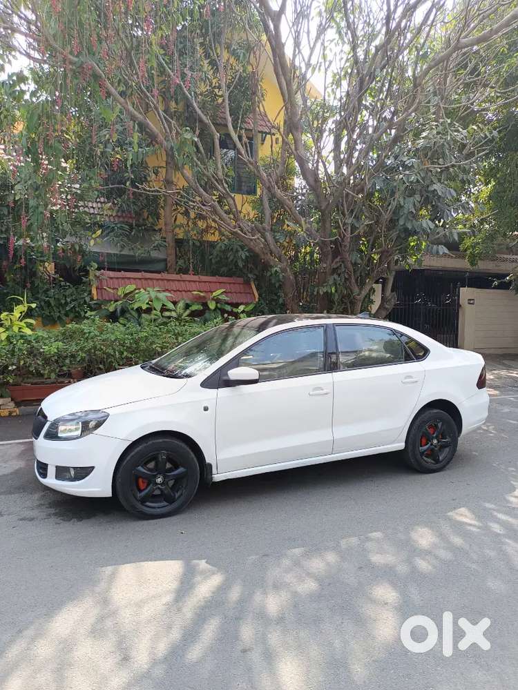 Skoda Rapid Elegance 2015