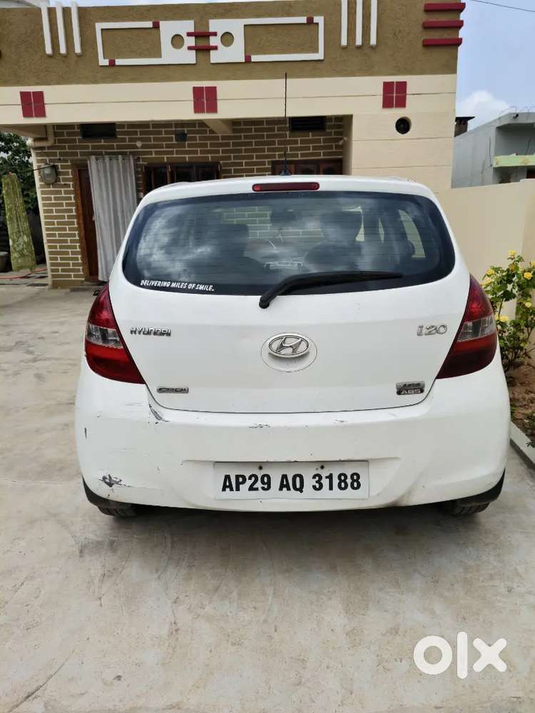 Hyundai I20 Asta 2011