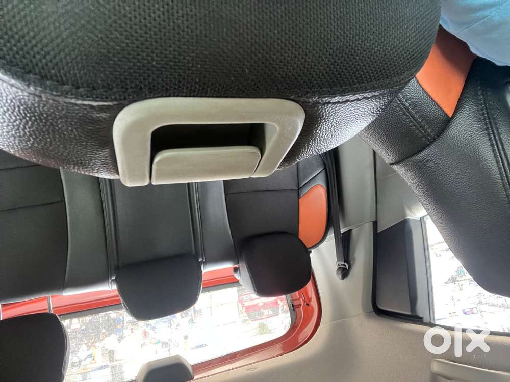 Kuv100 Excellent Condition