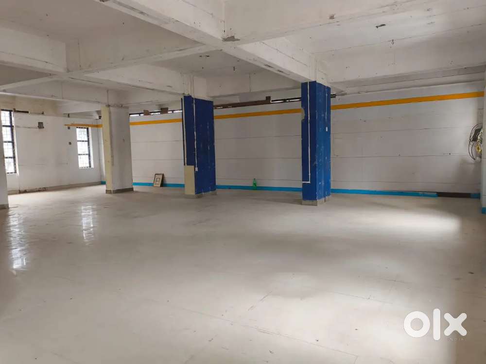Vazhuthacaud 2000 sqft for rent