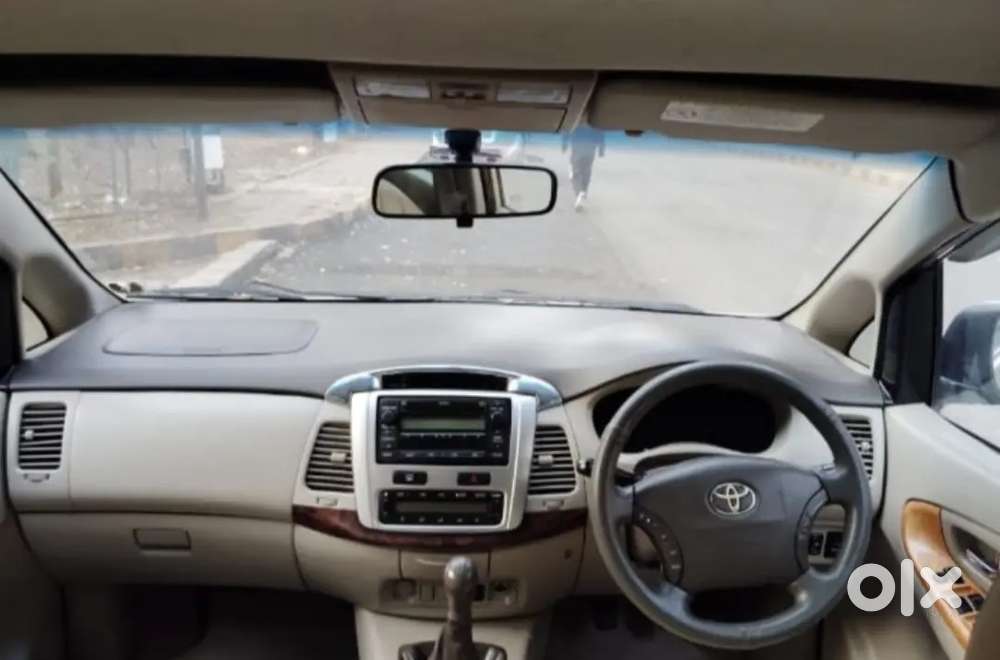Toyota Innova 2009
