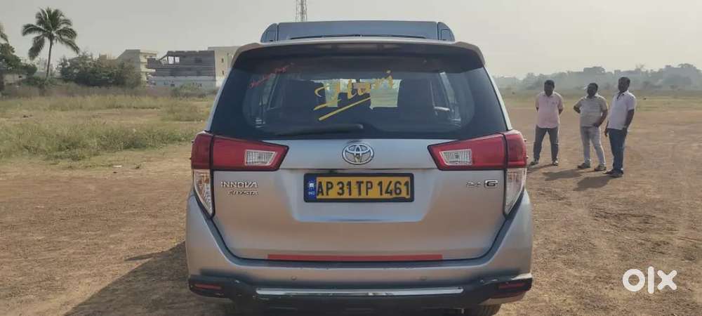 Toyota Innova Crysta 2018 Diesel 220000 Km Driven