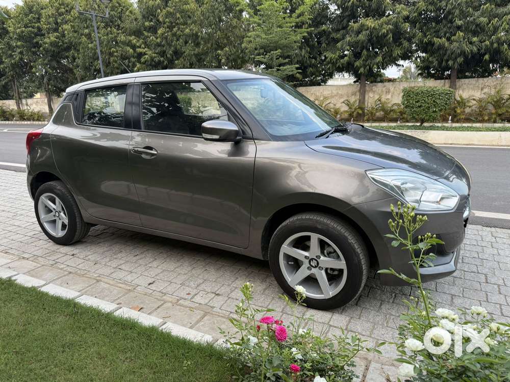 Maruti Suzuki Swift Vxi Optional, 2022, Petrol