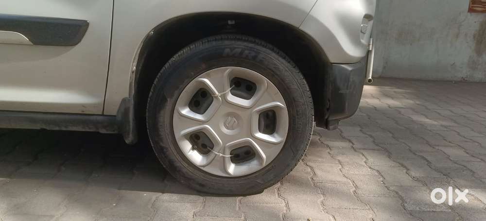 Maruti Suzuki S-presso Vxi At, 2022, Petrol