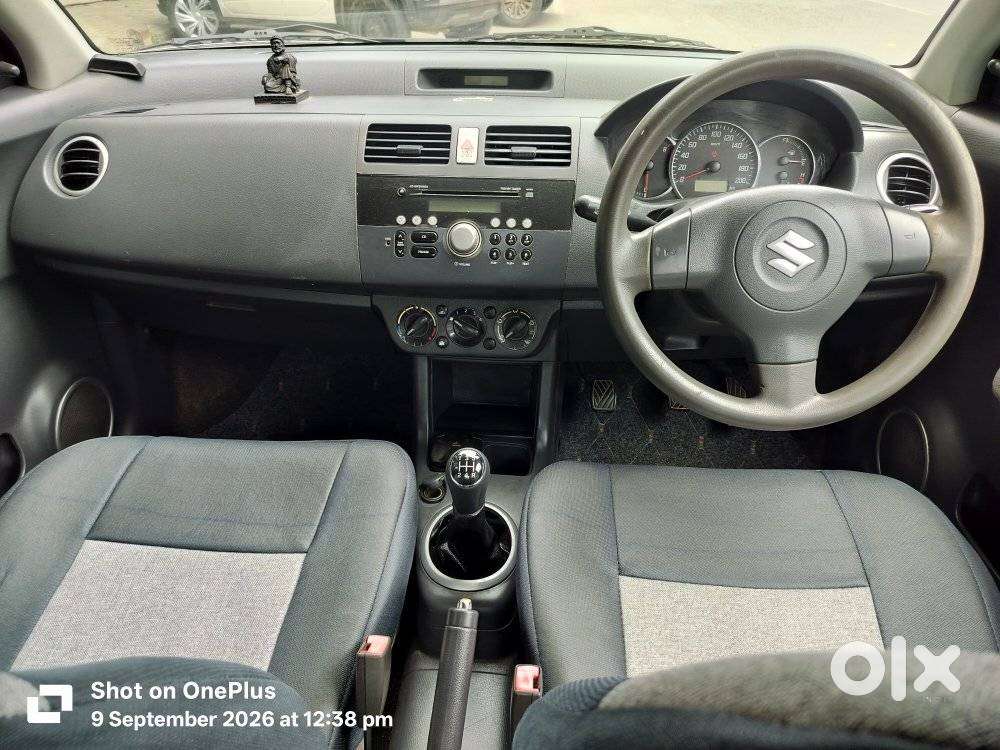 Maruti Suzuki Swift Dzire 1.2 Vxi Bsiv, 2011, Petrol