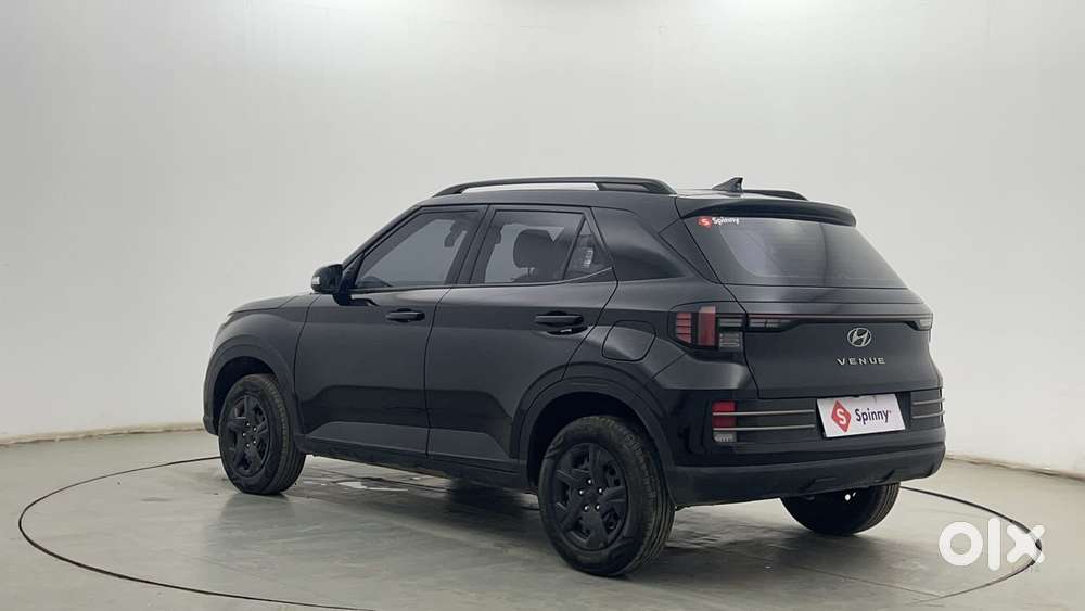 Hyundai Venue S (o) 1.2 Petrol Knight Edition, 2023, Petrol