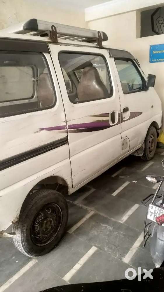 Maruti Suzuki Eeco 5 Str 2011