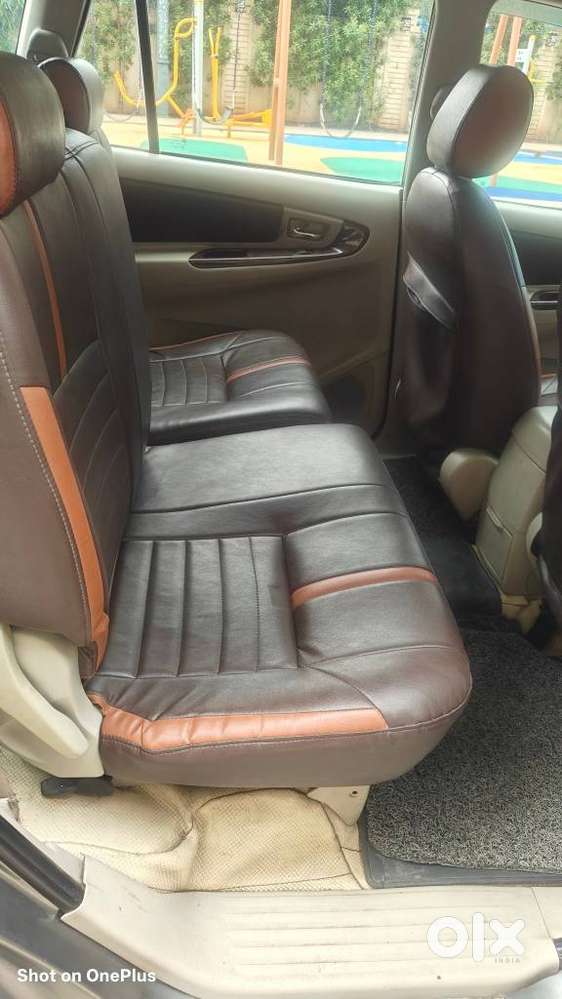 Toyota Innova 2.5 Vx 8 Str, 2012, Diesel